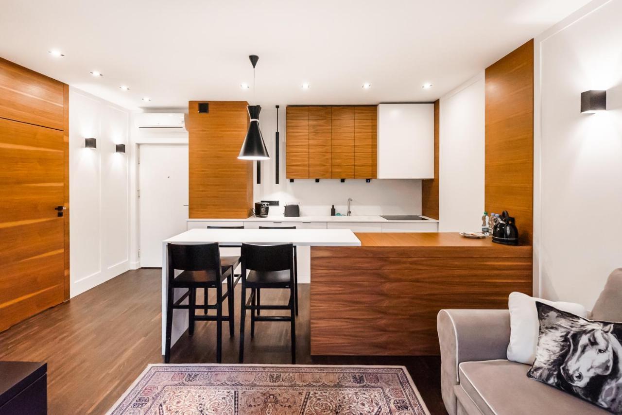 Wola Luxury Wooden Apartment Varšava Exteriér fotografie